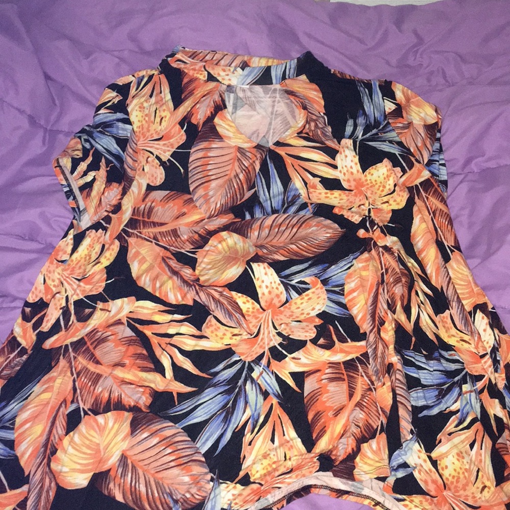 Jennifer Lopez 2X Floral Pattern Shirt